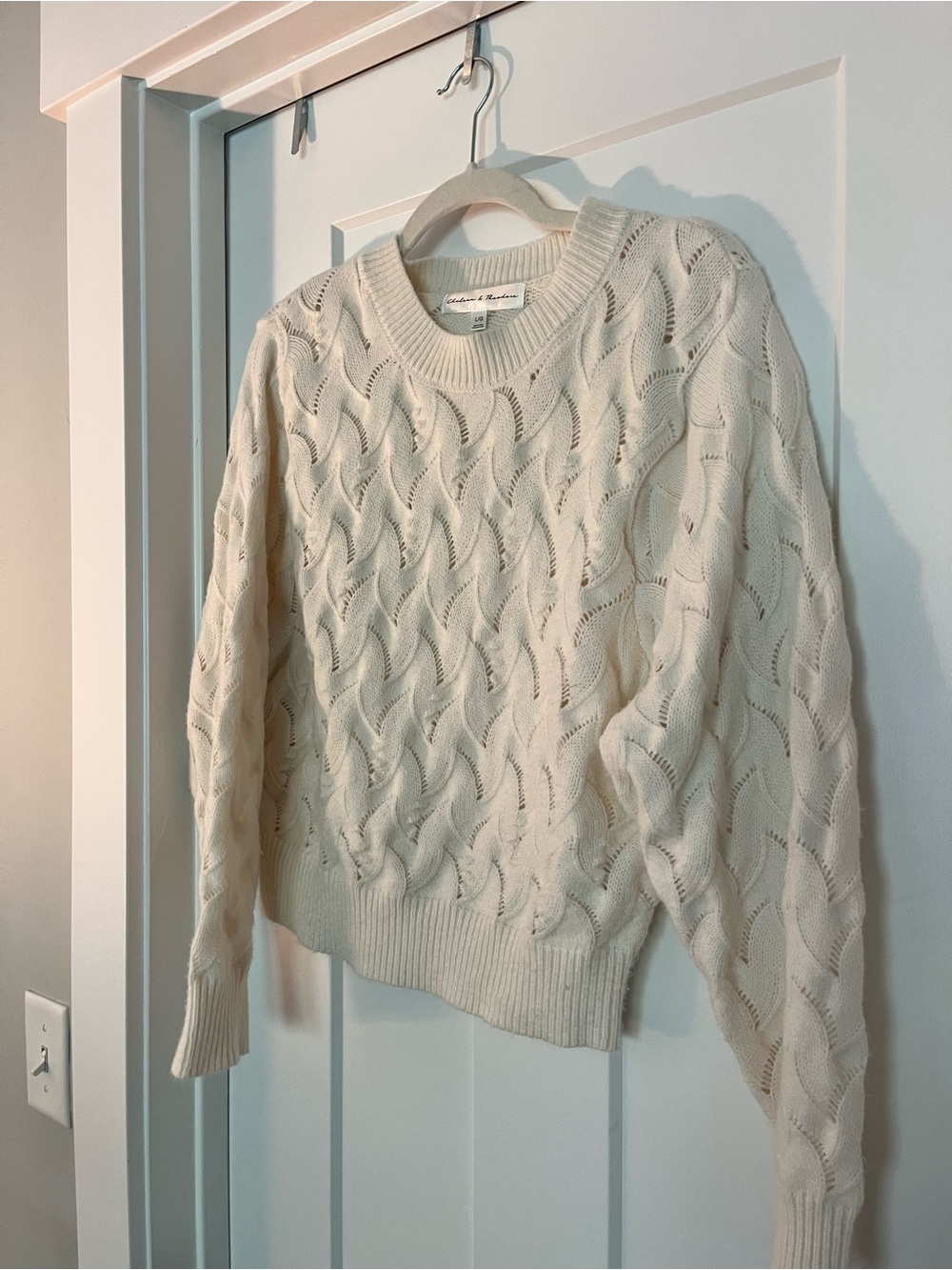 Chelsea & Theodore Cream Cable-Knit Crewneck Sweater